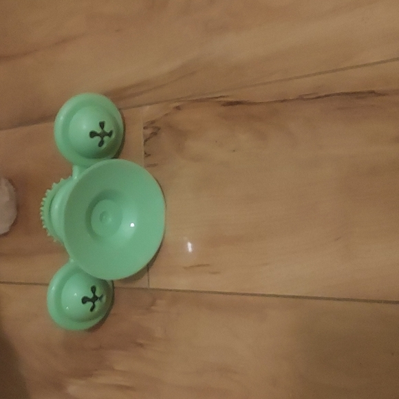 Suction cat scratch toy - Picture 3 of 3